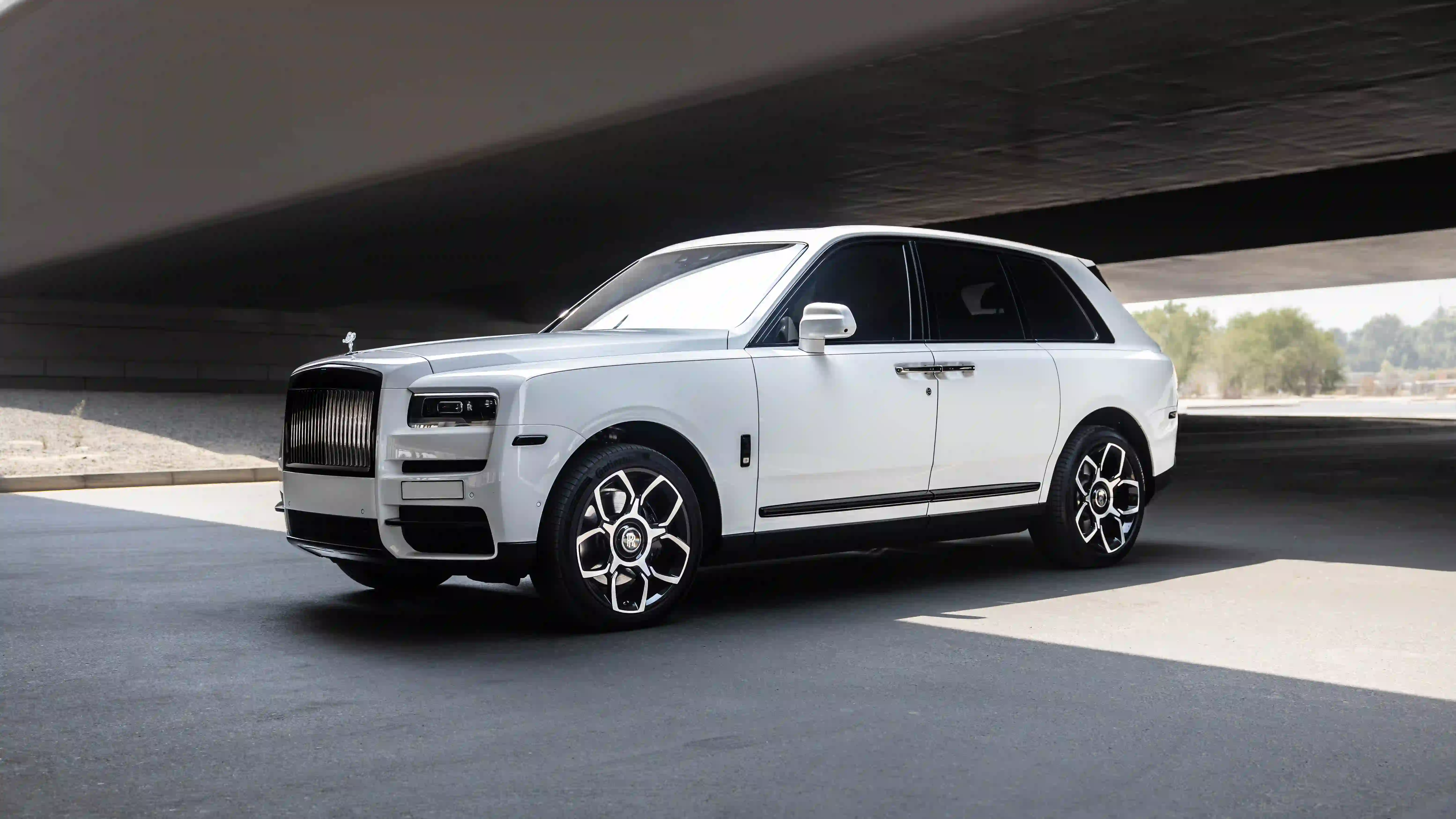 Rolls-Royce White